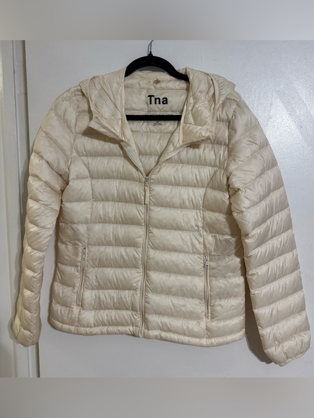 TNA Botanie Super Light Cream Quilted Hooded Jacket Size Medium